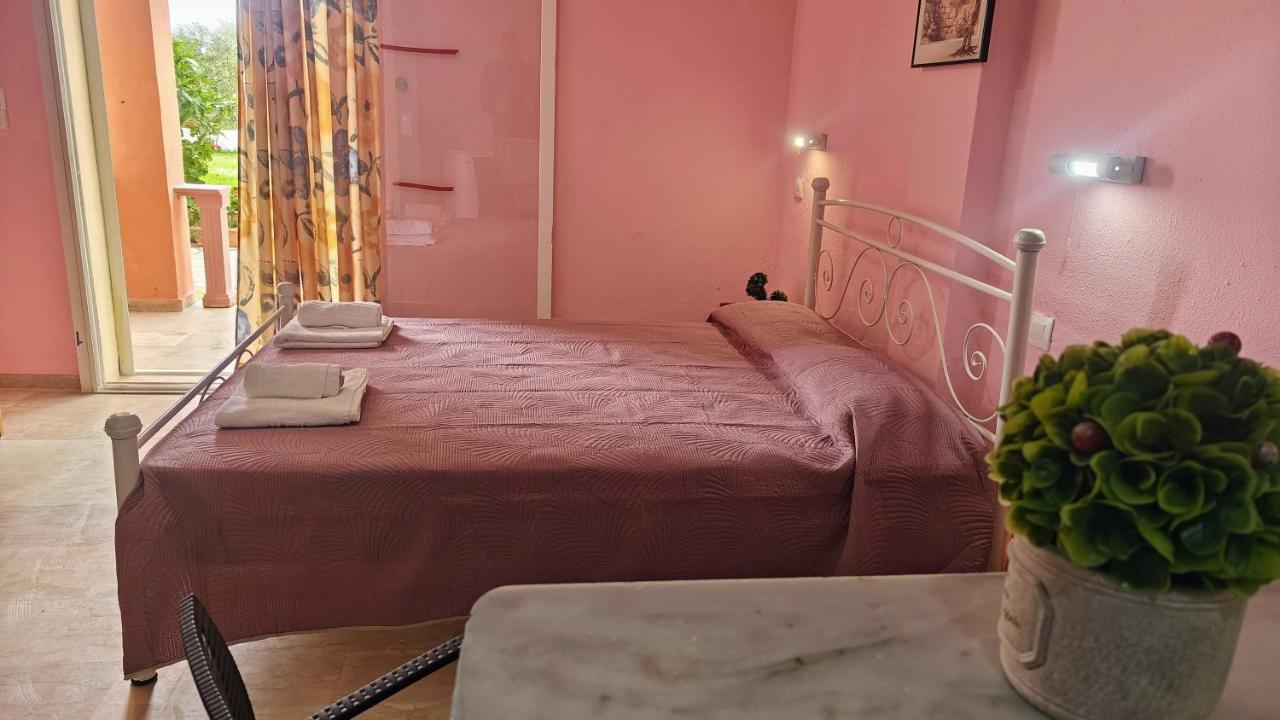 Aparthotel Elena Pool Agios Georgios  Zewnętrze zdjęcie