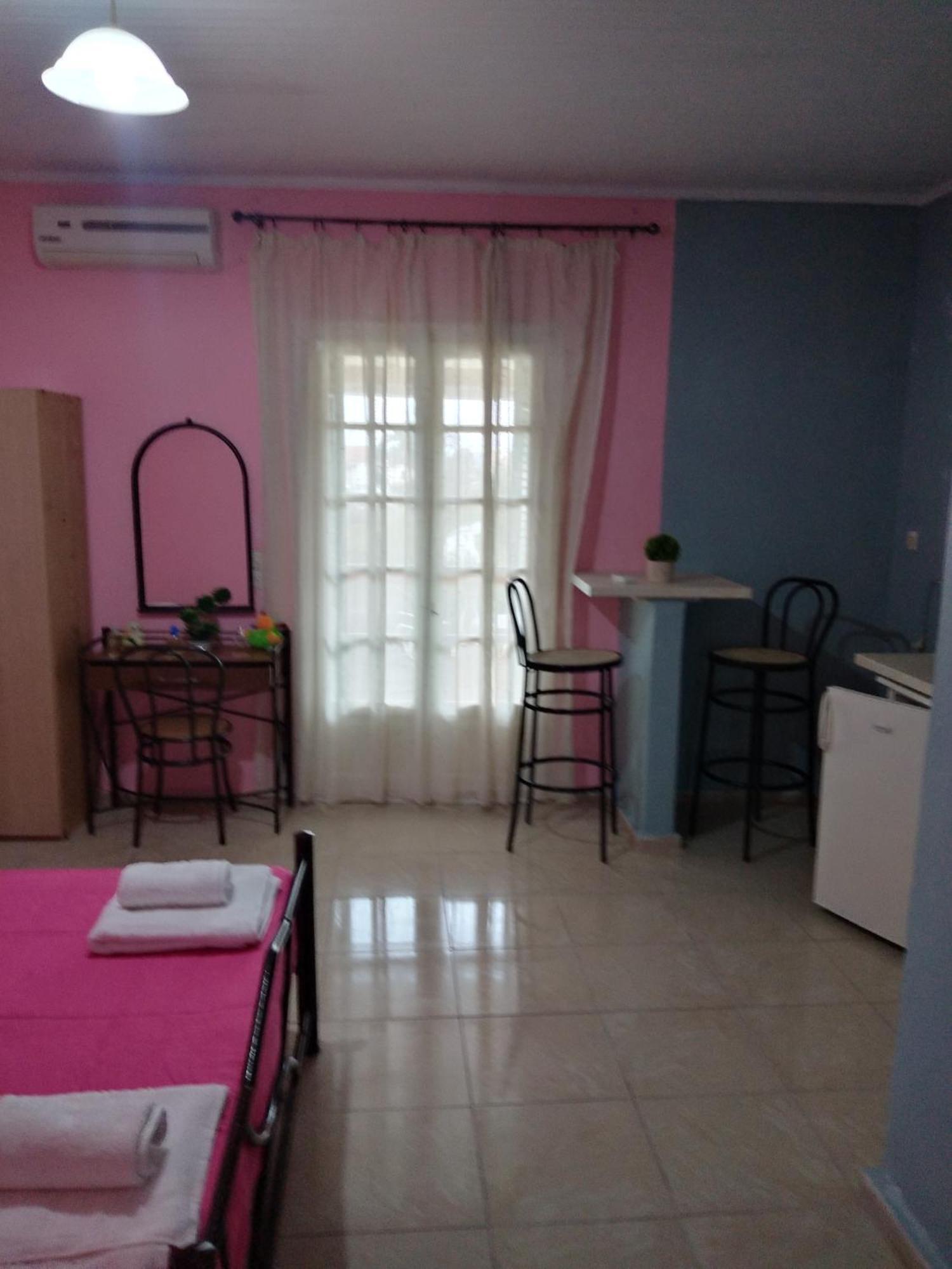 Aparthotel Elena Pool Agios Georgios  Pokój zdjęcie